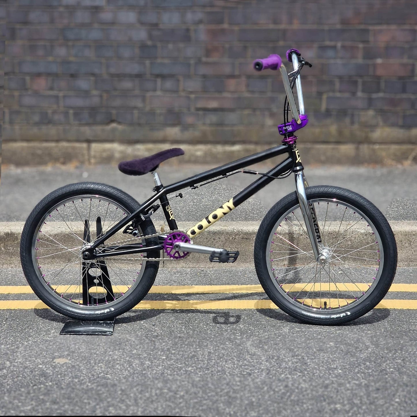 Colony BMX Bikes Black Colony Cadet 19.2" TT Custom Bike Black / Chrome / Purple