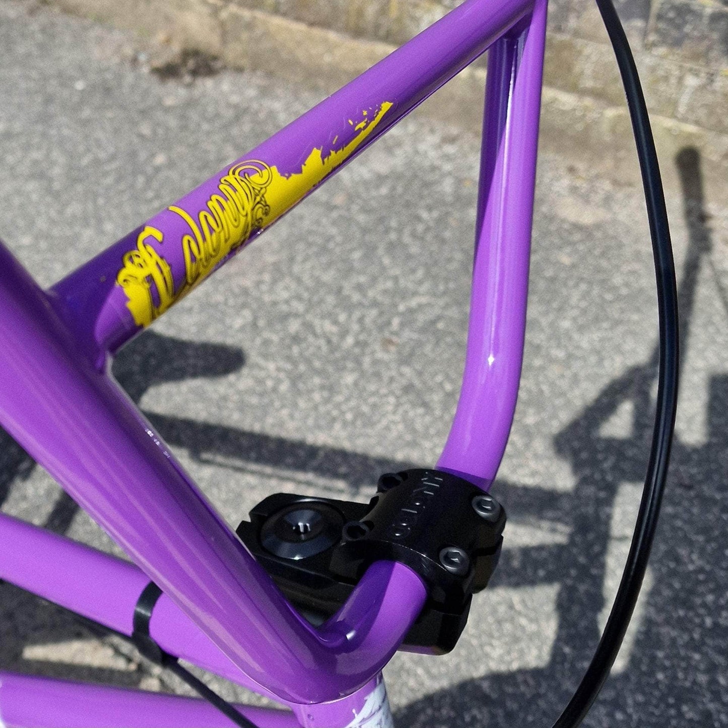 Colony BMX Bikes Purple People Eater / 21 Colony Endeavour 21" TT Bike Purple People Eater