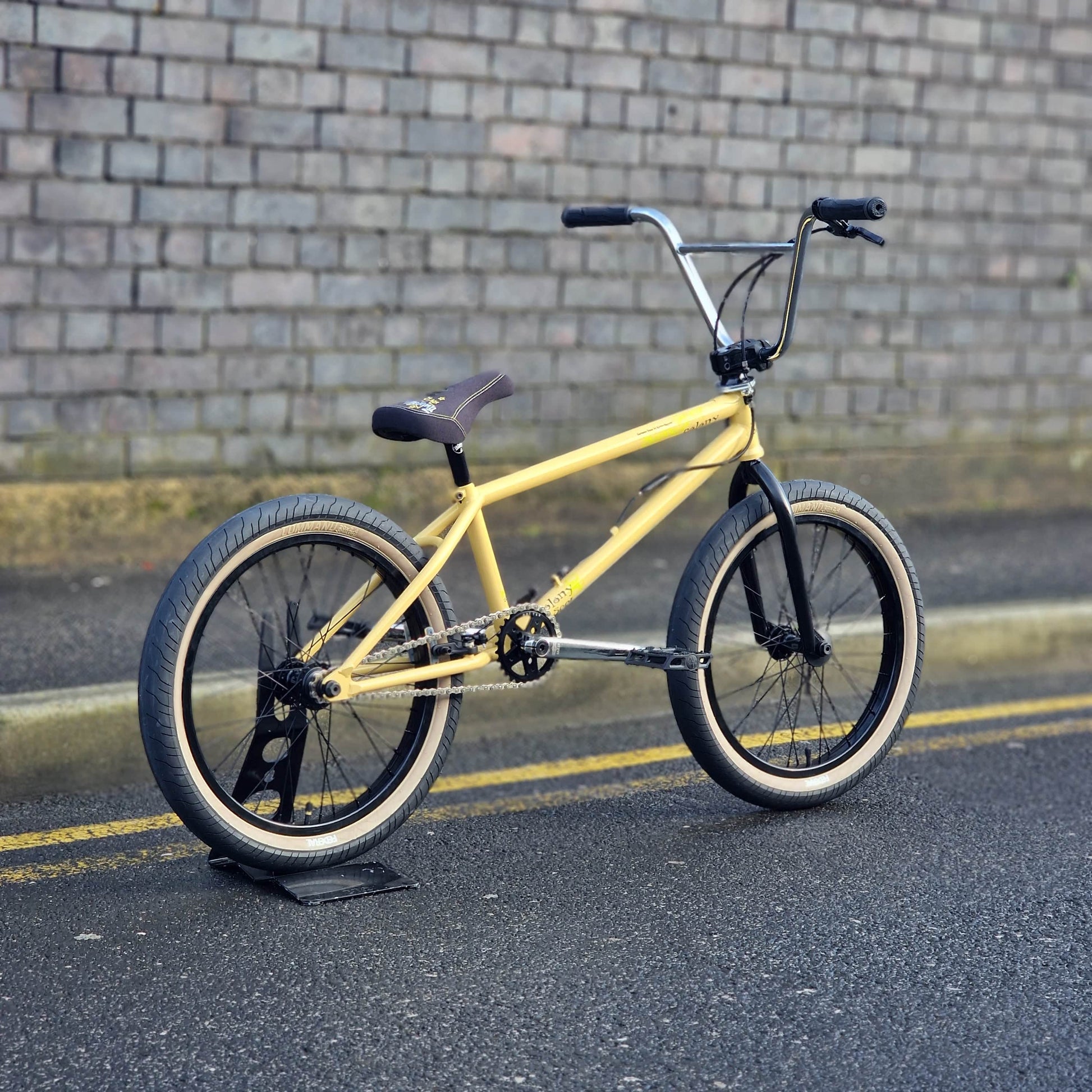 Colony BMX Bikes Tan / 21 Colony Sect Custom 21" TT Bike Tan