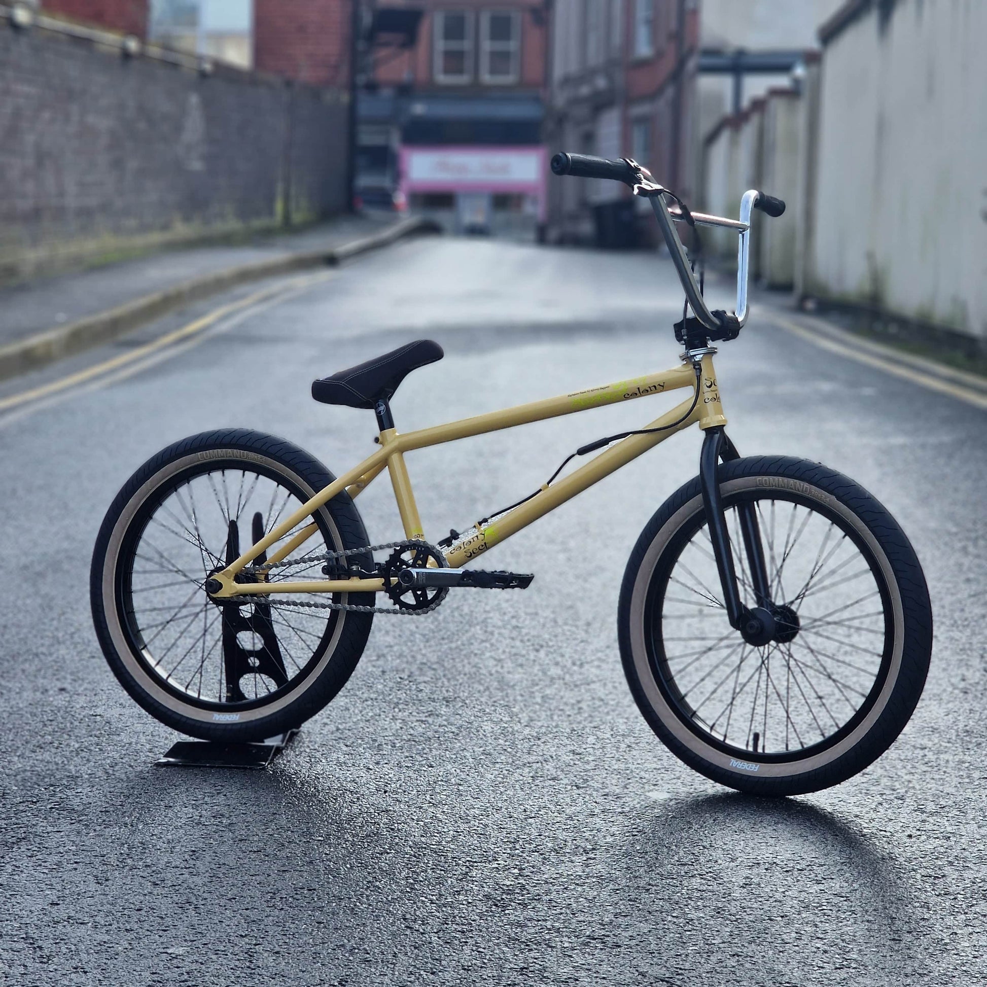 Colony BMX Bikes Tan / 21 Colony Sect Custom 21" TT Bike Tan