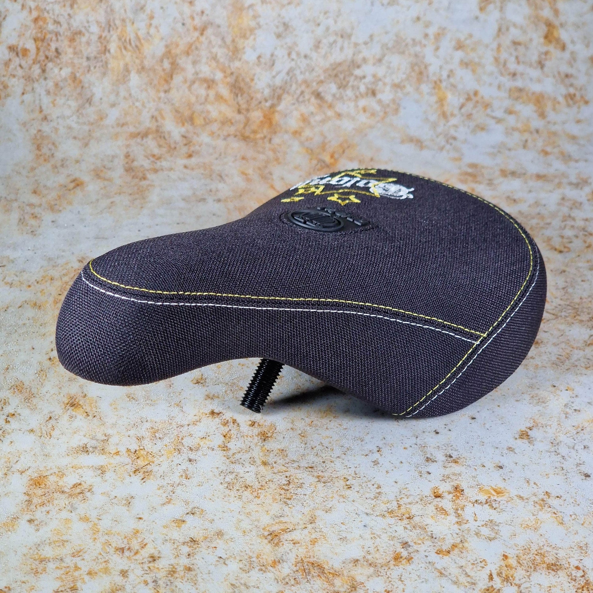 Colony BMX Parts Black / Mid Colony Stars Mid Pivotal Seat Black