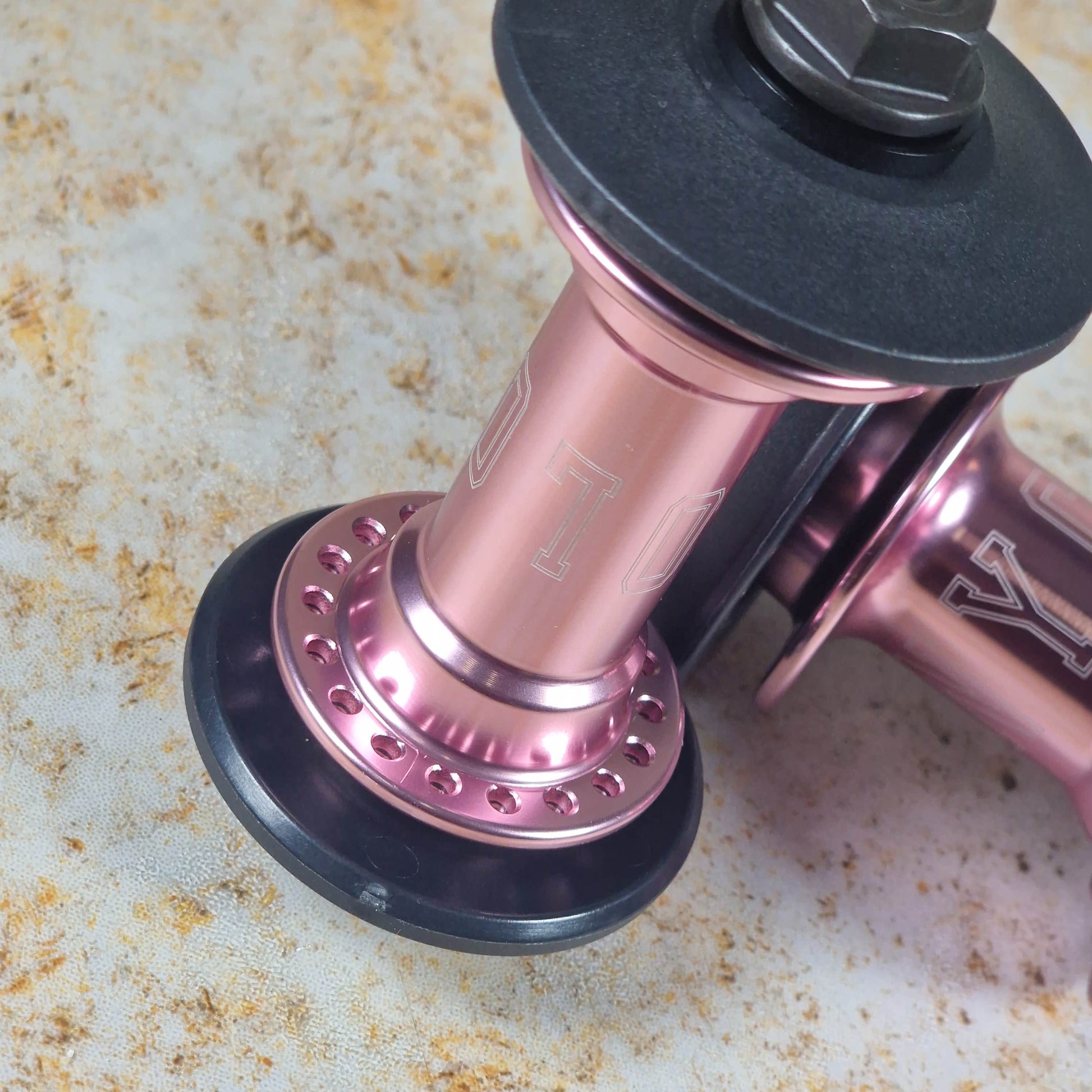 Colony BMX Parts Colony Wasp Female Rear Cassette Hubset Rose Gold PAIR