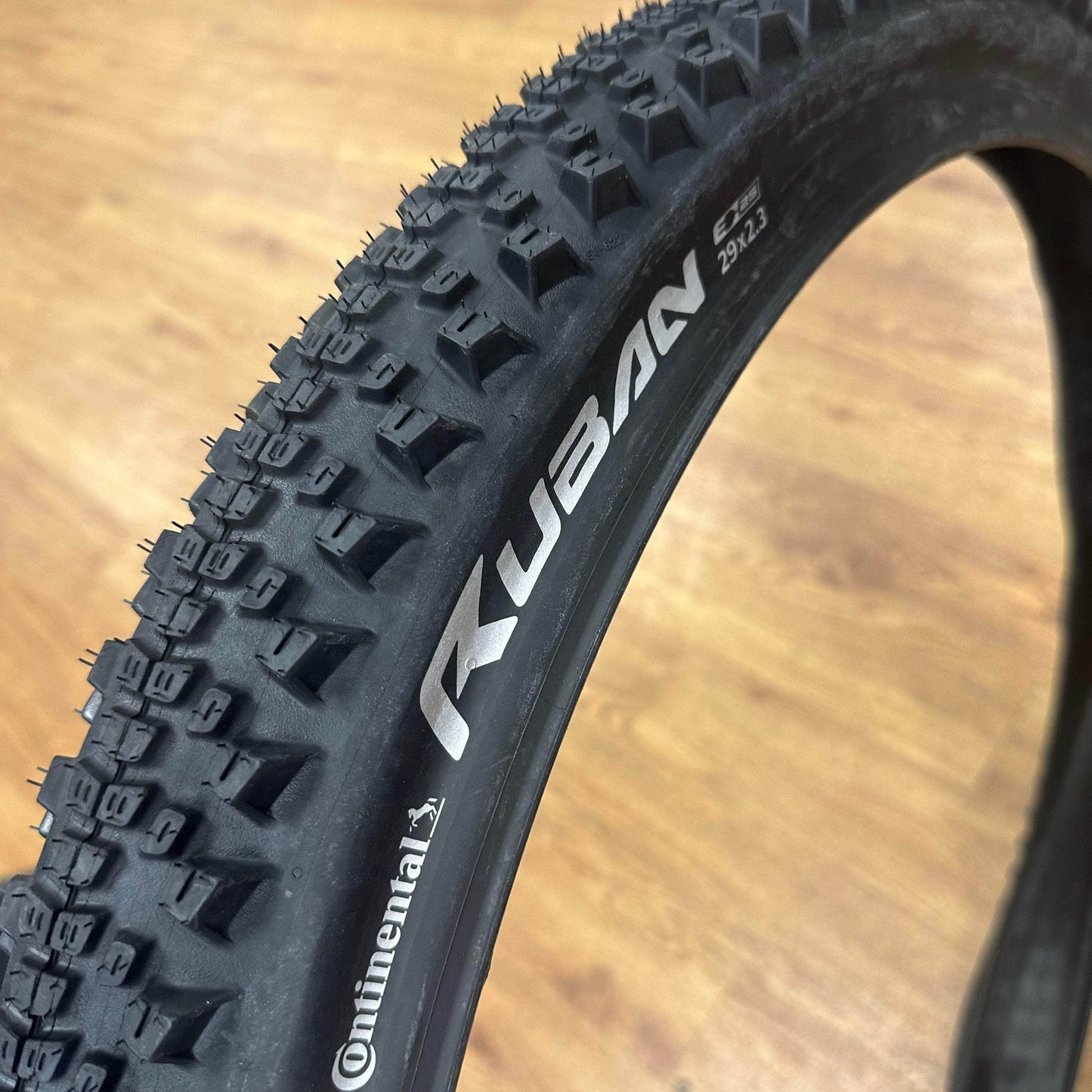 Continental 29 x 2.30 Continental Ruban Wire Bead Mountain Bike Tyre