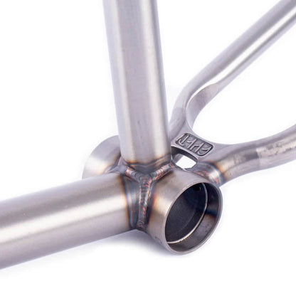 Cult BMX Parts 20 / Clear Coat Raw Cult 2 Short IC2 Frame Clear Coat Raw