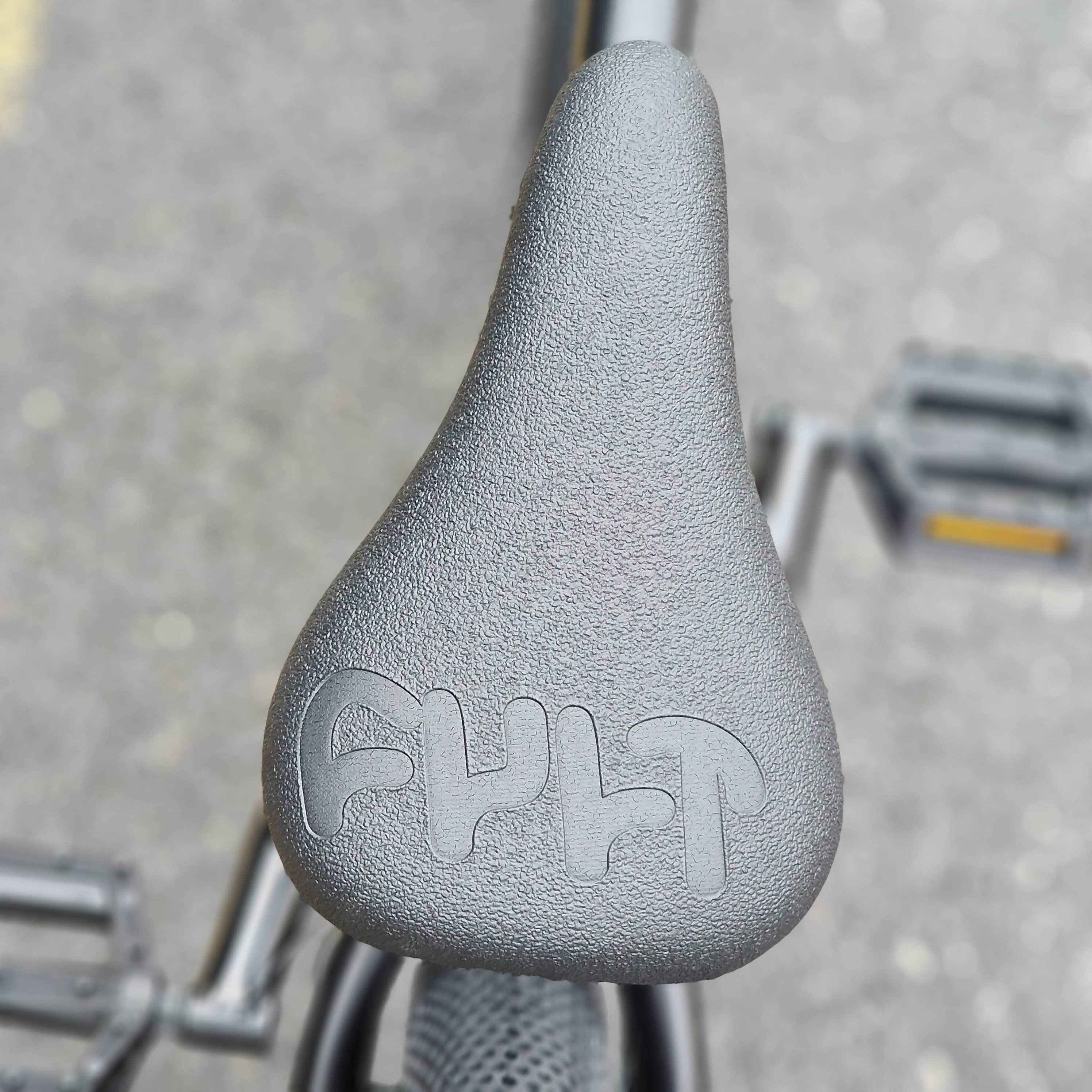 さるしばい　cult BMX CULTCREW 2022 - モトクロスインターナショナル