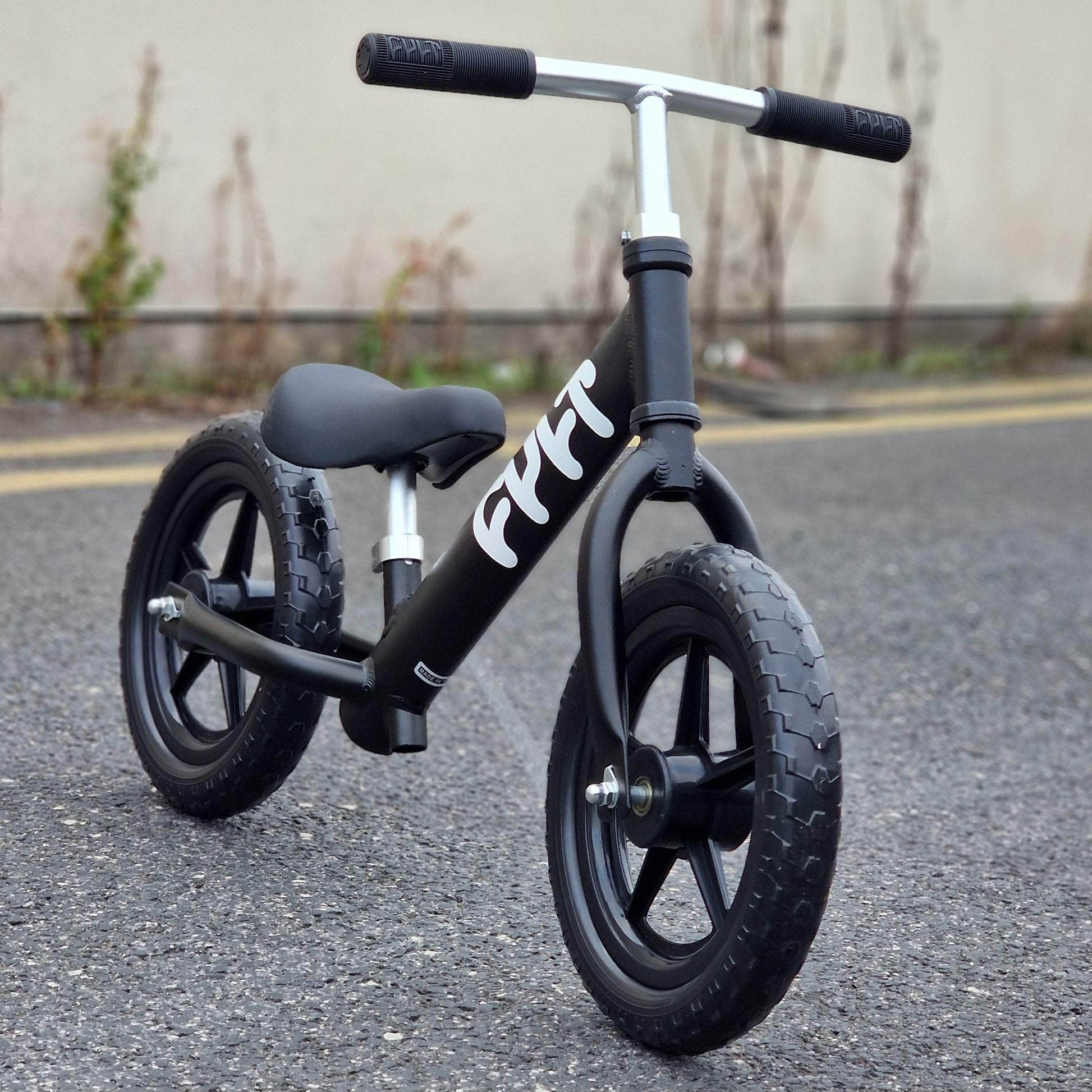 Cult Push 12 Balance Bike Black Boy Cult Push 12 Balance Bike Black Boy