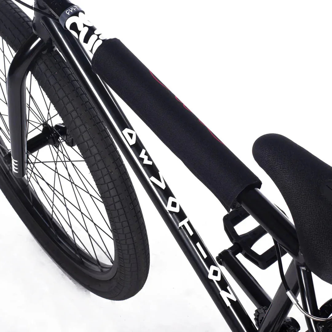 Cult BMX Bikes Cult 2027 Devotion 26 Inch Bike Black / Rasta