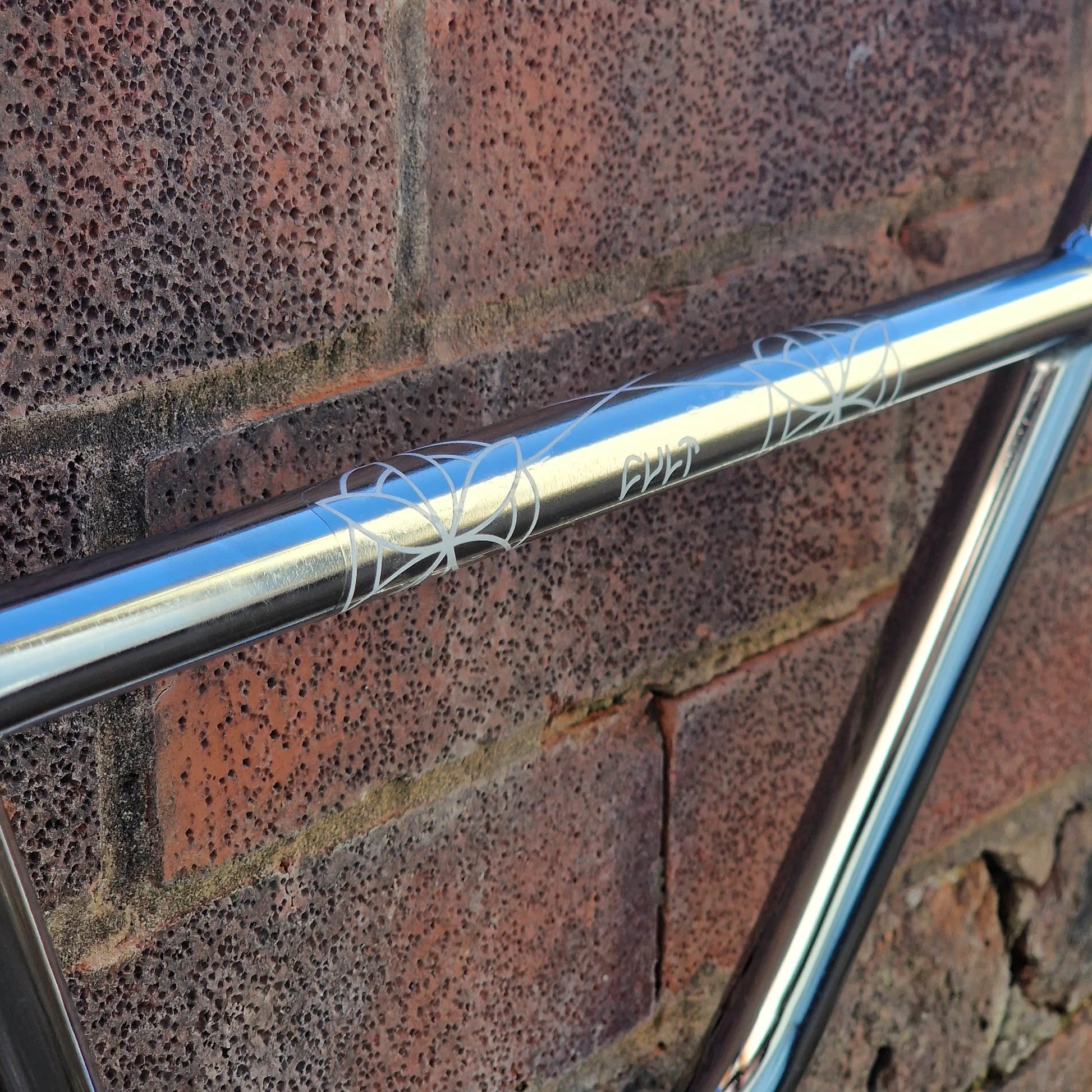 Cult BMX Parts 10 / Chrome / 22.2mm Standard Cult AK Handlebar Chrome