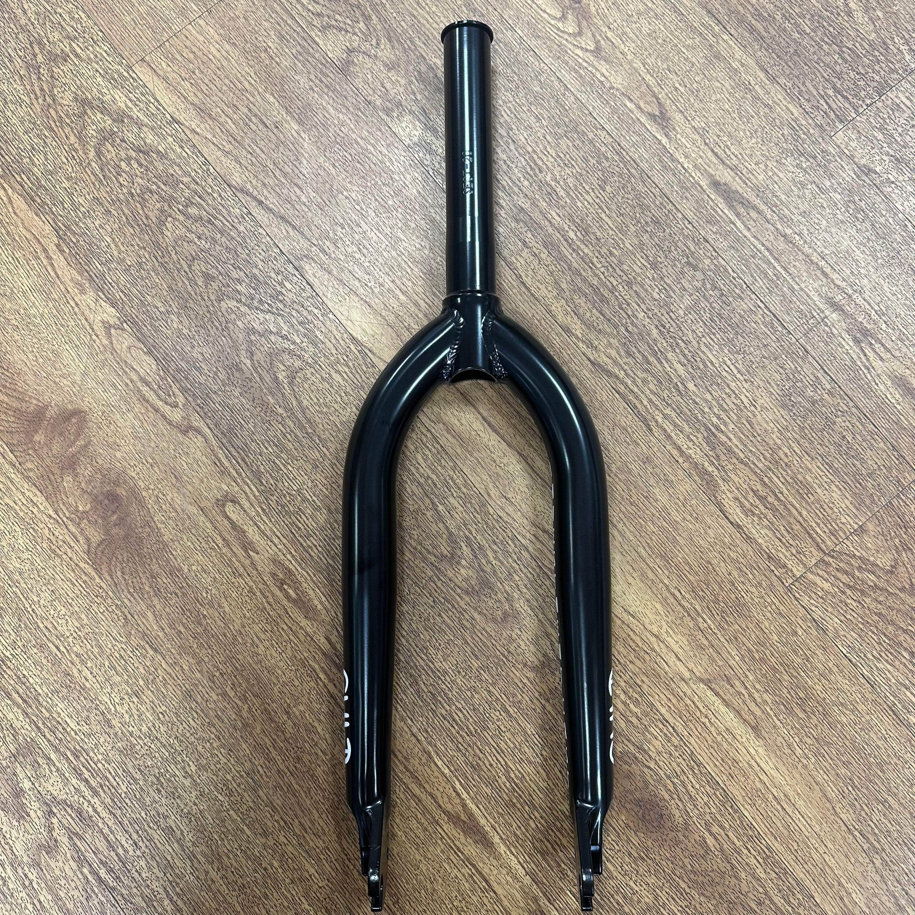 BMX フォーク SECT IC 18″ FORK Cult IC Sect V4 18mm BMX Fork | Alans BMX