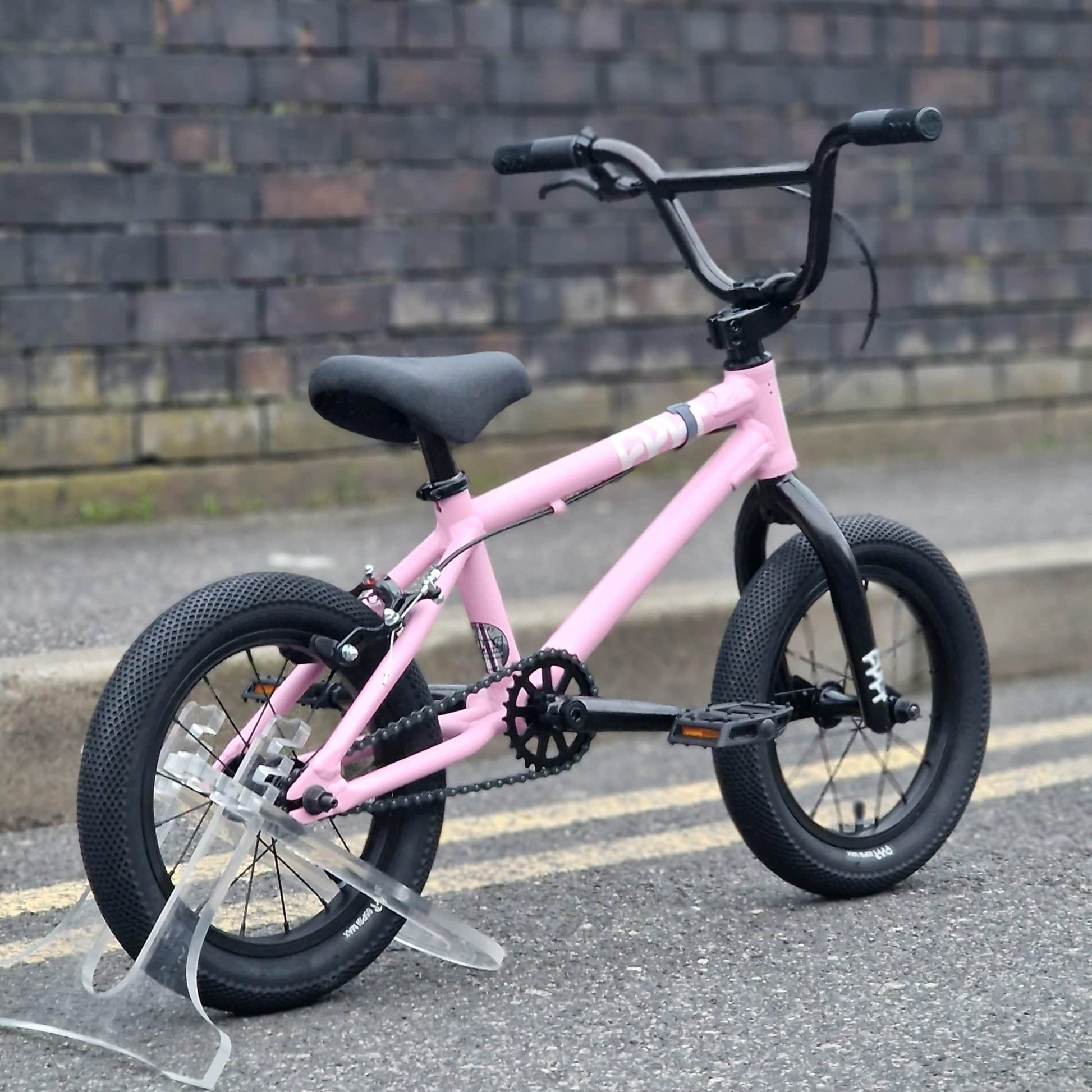 Cult BMX Bikes Pink Cult Juvenile 14 Inch Bike Pink