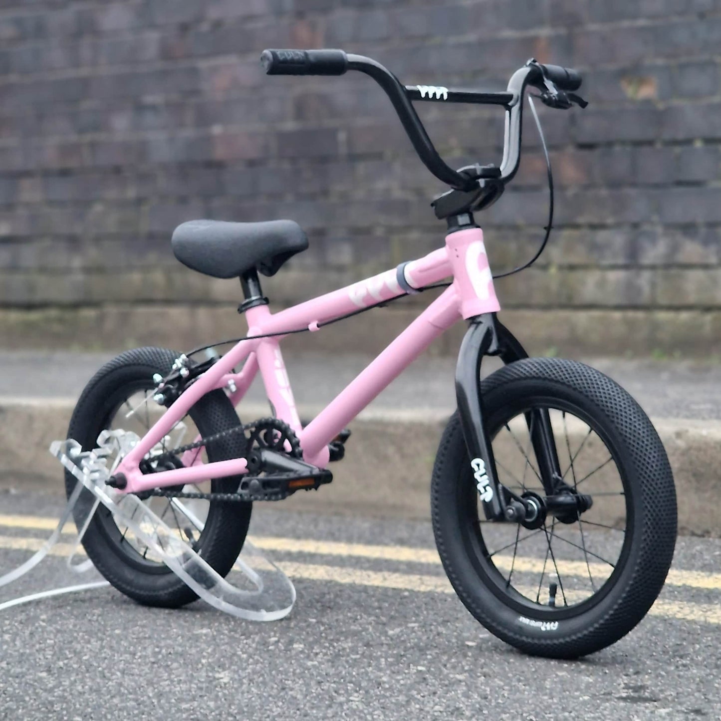 Cult BMX Bikes Pink Cult Juvenile 14 Inch Bike Pink