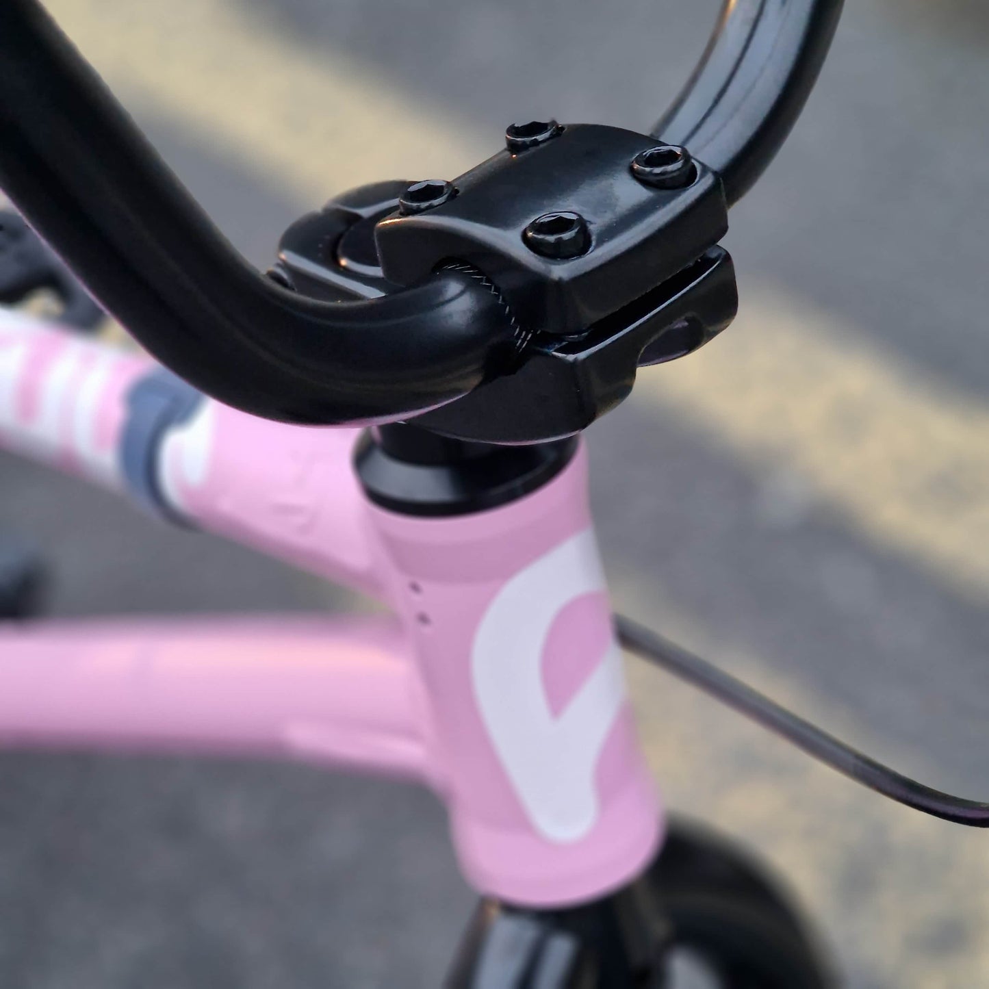 Cult BMX Bikes Pink Cult Juvenile 14 Inch Bike Pink