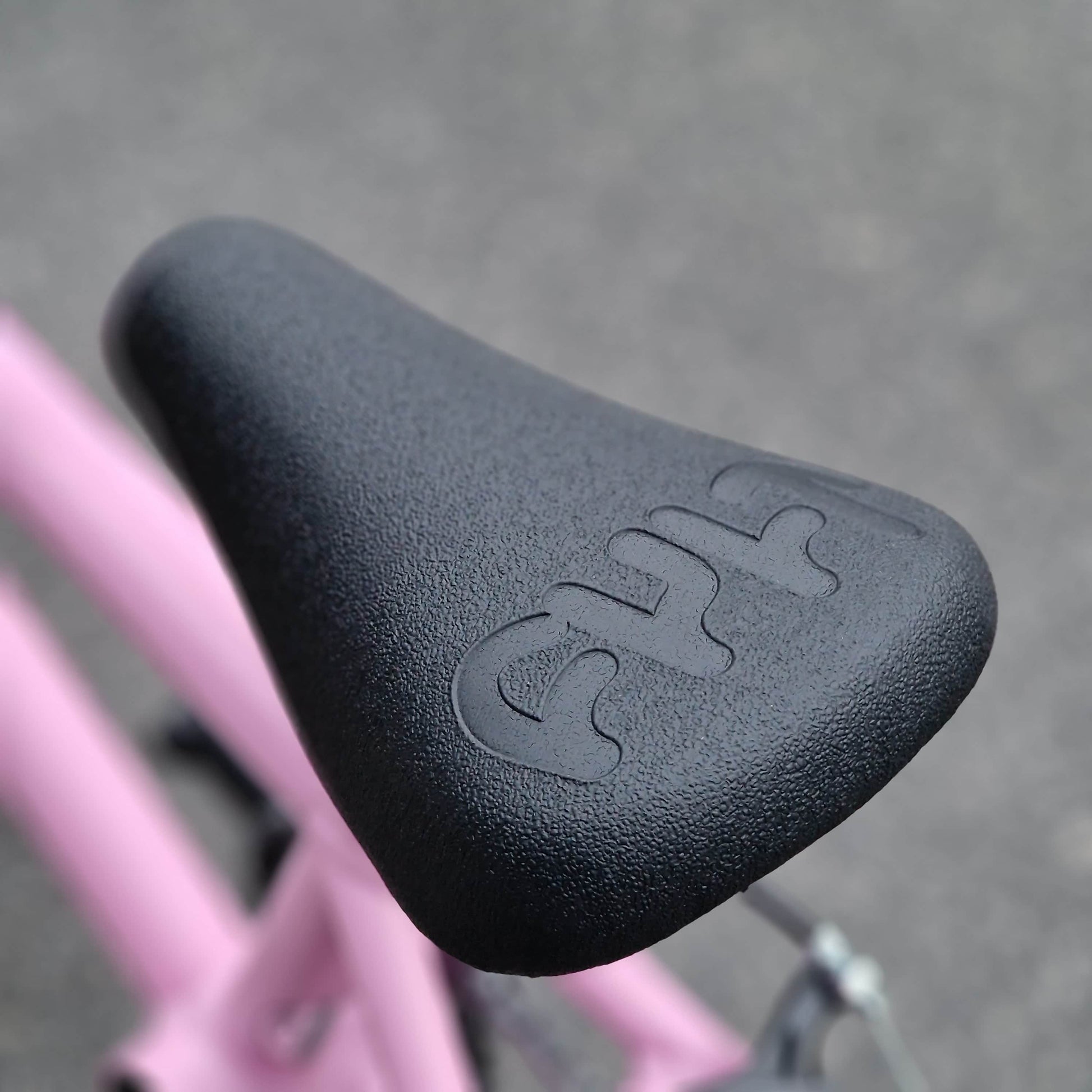 Cult BMX Bikes Pink Cult Juvenile 14 Inch Bike Pink