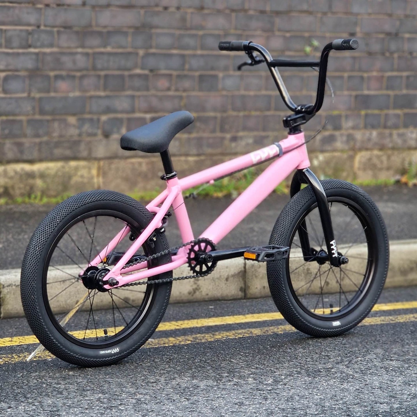 Cult BMX Bikes Pink Cult Juvenile 18 Inch Bike Pink