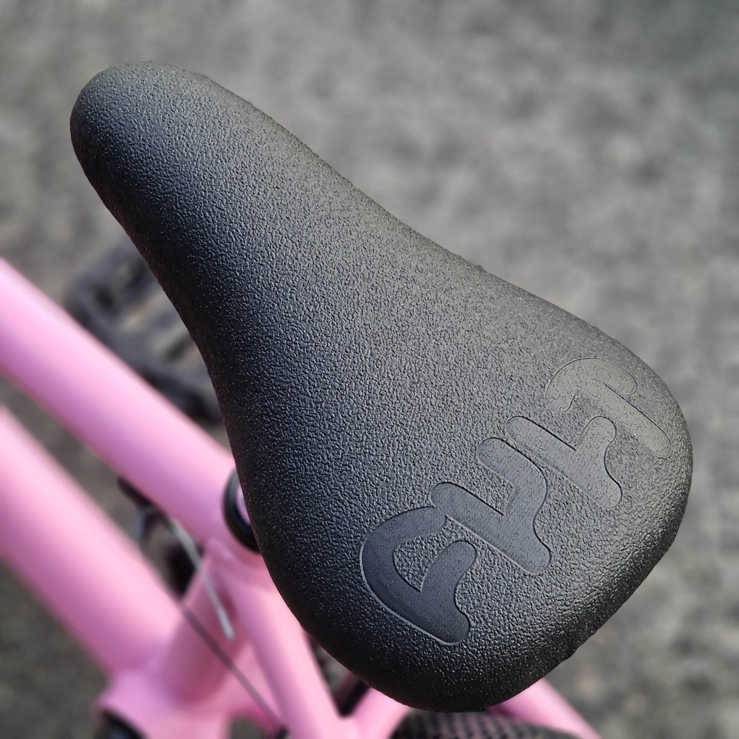 Cult BMX Bikes Pink Cult Juvenile 18 Inch Bike Pink