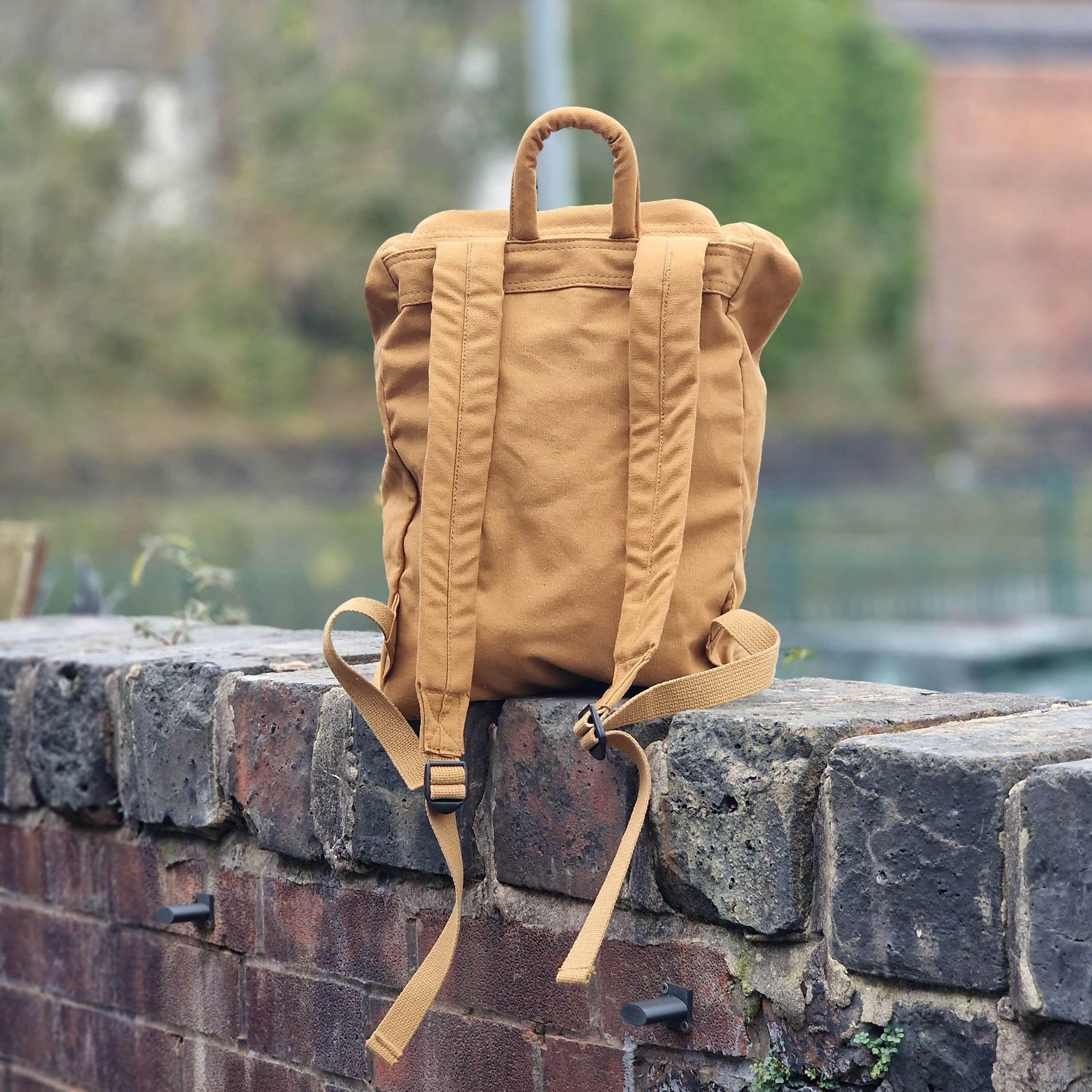 Cult Clothing & Shoes Brown Cult Thick Logo Stash Backpack Brown