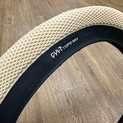 Cult BMX Parts 20 x 2.40 / Cream Cult x Vans 20 inch Tyre Cream