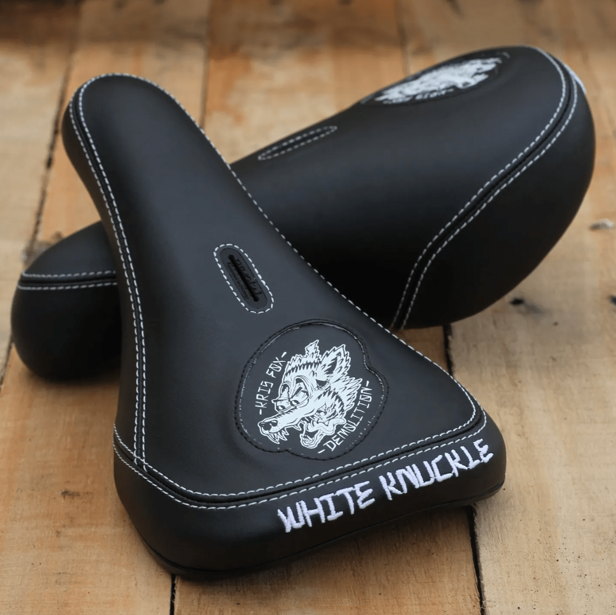 Demolition Kris Fox Pivotal Seat