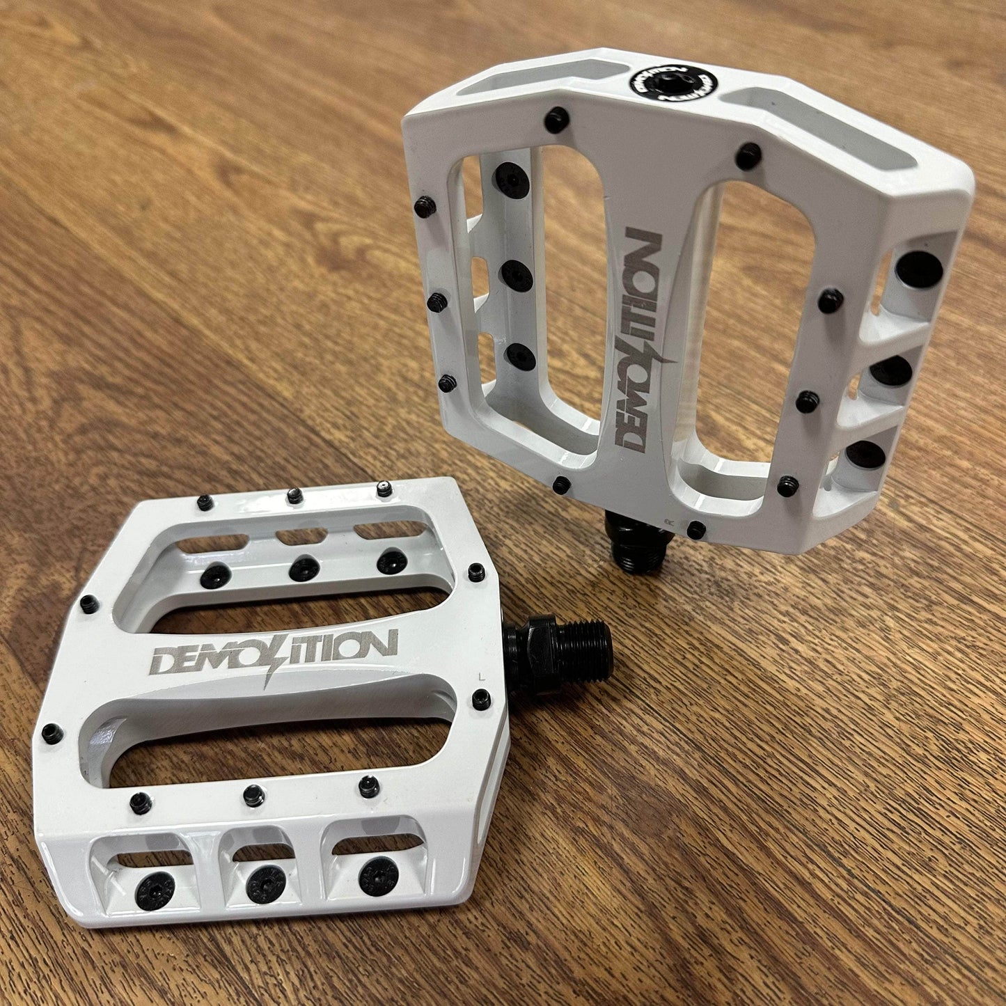 Demolition BMX BMX Parts 9/16" / White Demolition Trooper Alloy Pedals