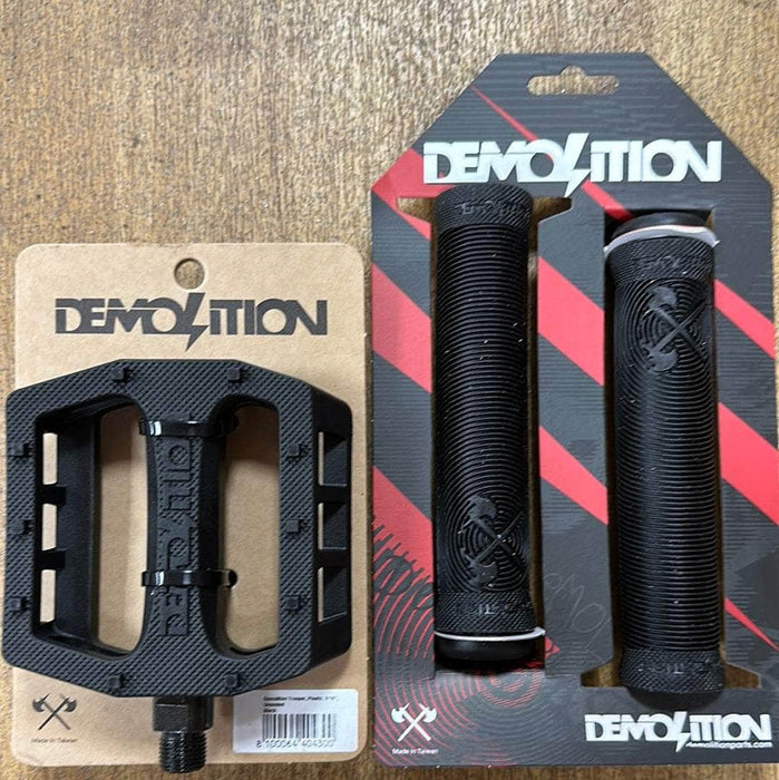 Demolition BMX BMX Parts Black Demolition Trooper Nylon Pedal / Axes Grip Set