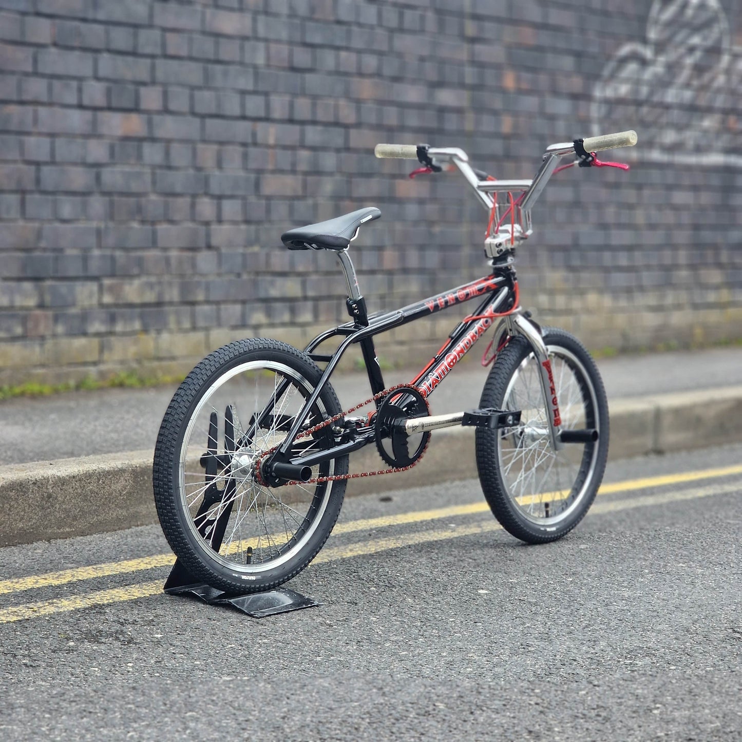 Diamond Back Old School BMX Bikes Black/Red Diamond 1998 Venom Bike Black/Red Previously Owned