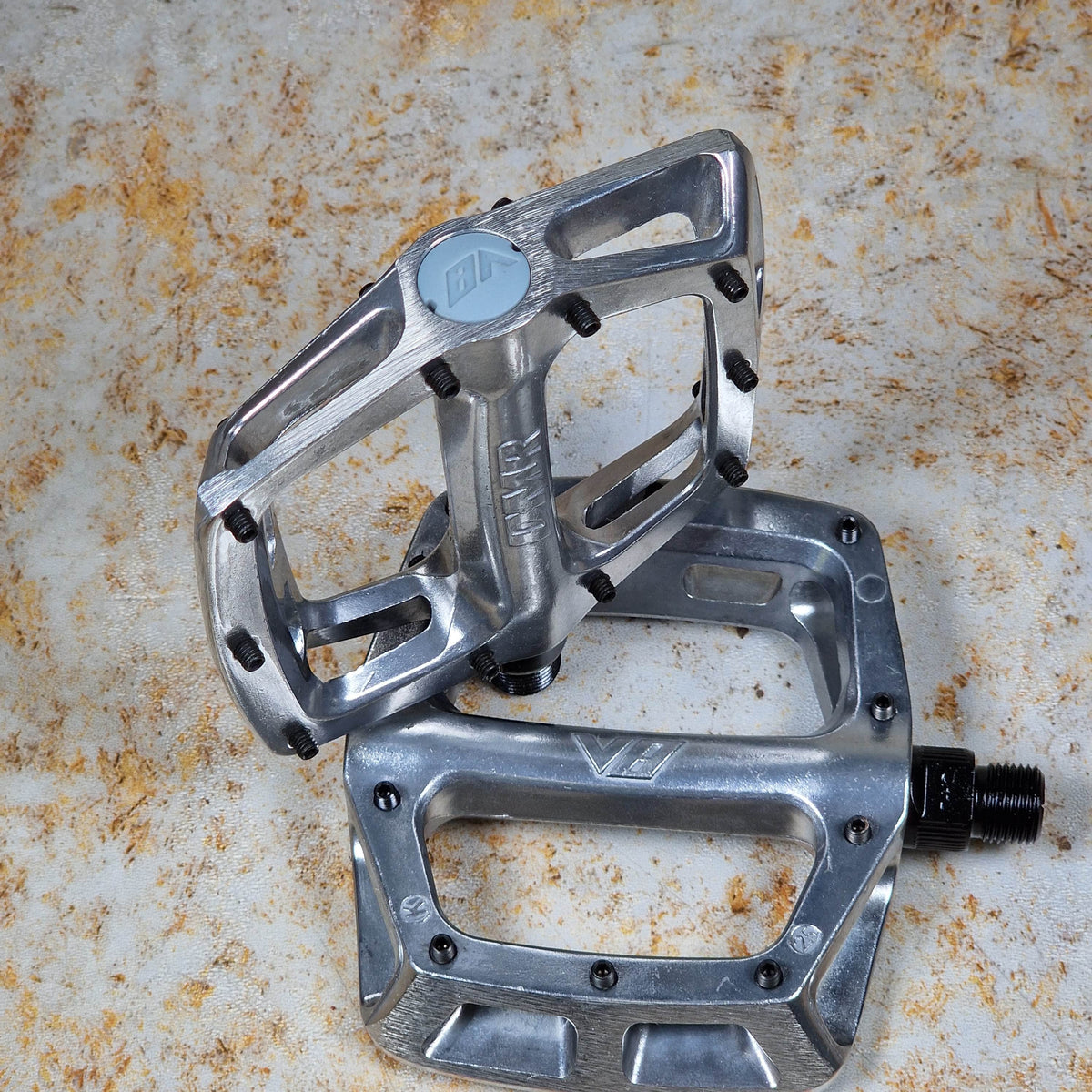 dmr v8 v2 pedals New 100% Cashmere just 484g per pair Type:FLAT BAR Radfahren mit Kindern: Diese