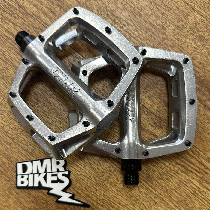Pedales De Plataforma Dmr V8 De Aluminio Color Dorado Pedales De Plataforma Dmr V8 De Aluminio Color Dorado