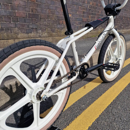 DP Racing BMX Parts Metallic White DP Racing Firebird Freestyler Privateer Bike with Skyways White