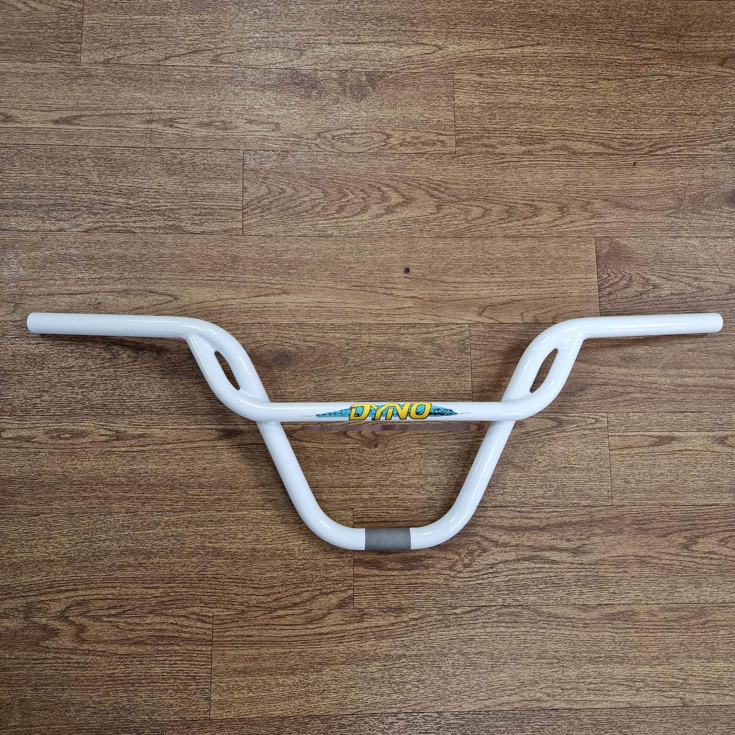 GT Old School BMX 9.125 / White / 22.2mm Standard Dyno Pretzel Bars 9.125" White