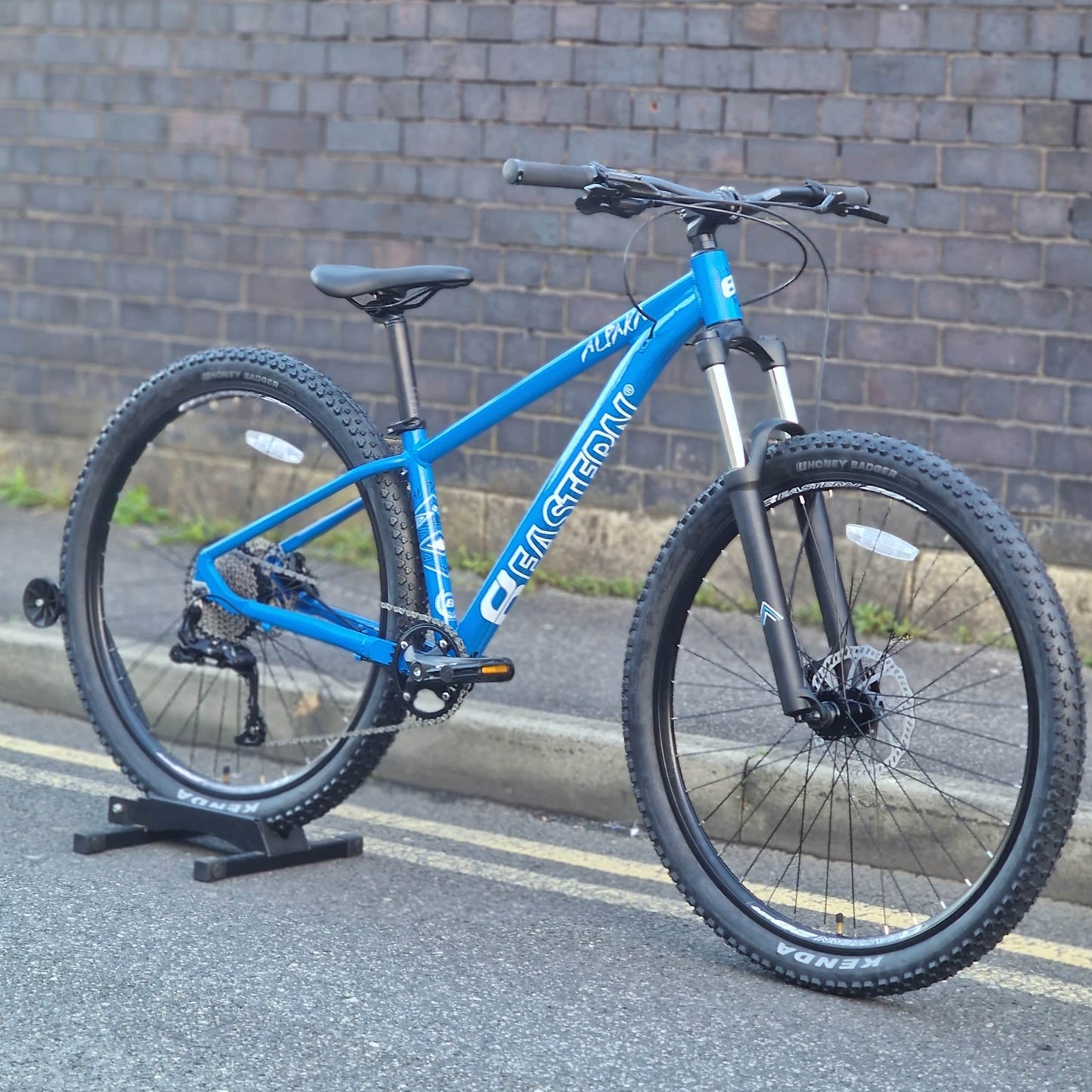 Eastern Bikes Bikes Eastern Bikes Alpaka 29 Inch Mountain Bike Blue