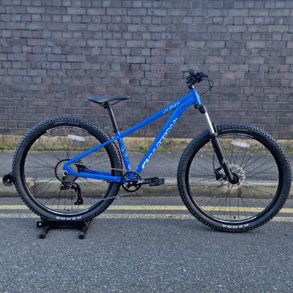 Eastern Bikes Bikes Eastern Bikes Alpaka 29 Inch Mountain Bike Blue