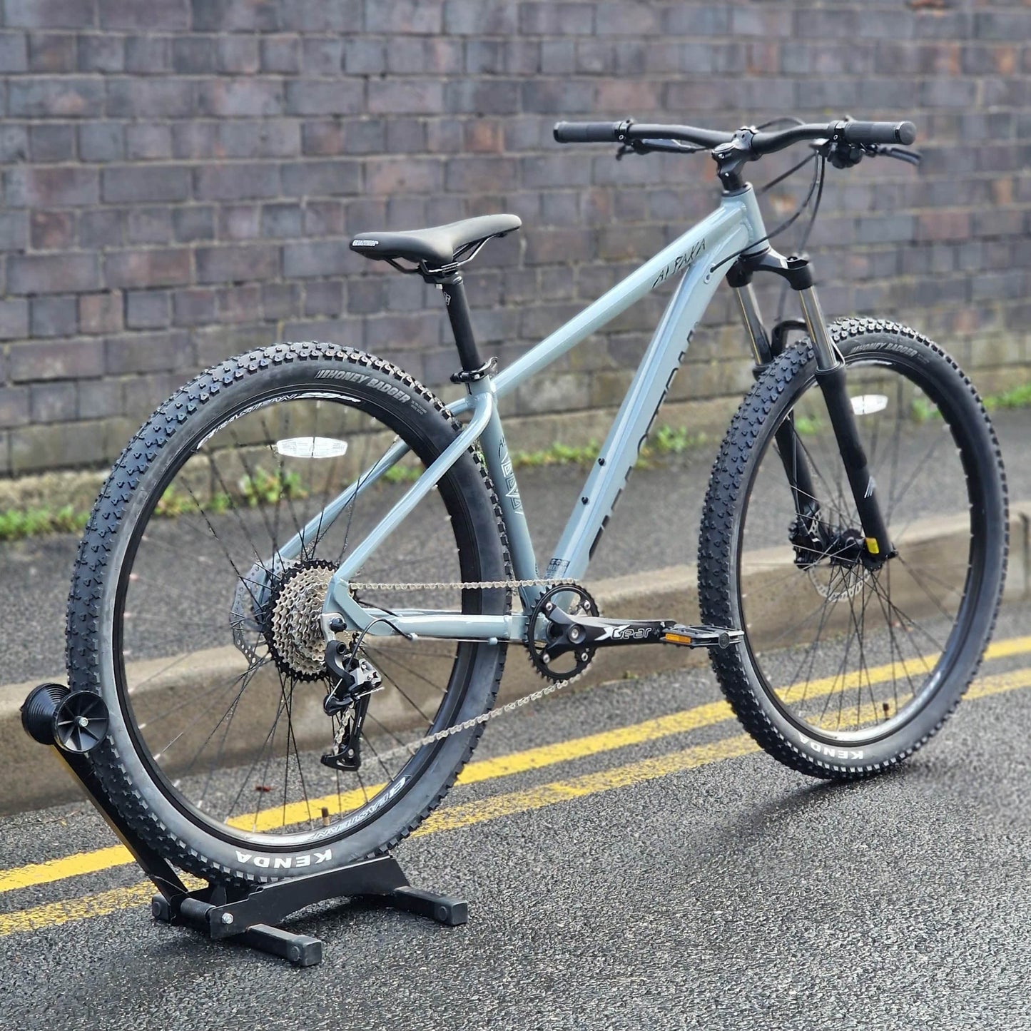 Eastern Bikes Bikes Eastern Bikes Alpaka 29 Inch Mountain Bike Grey