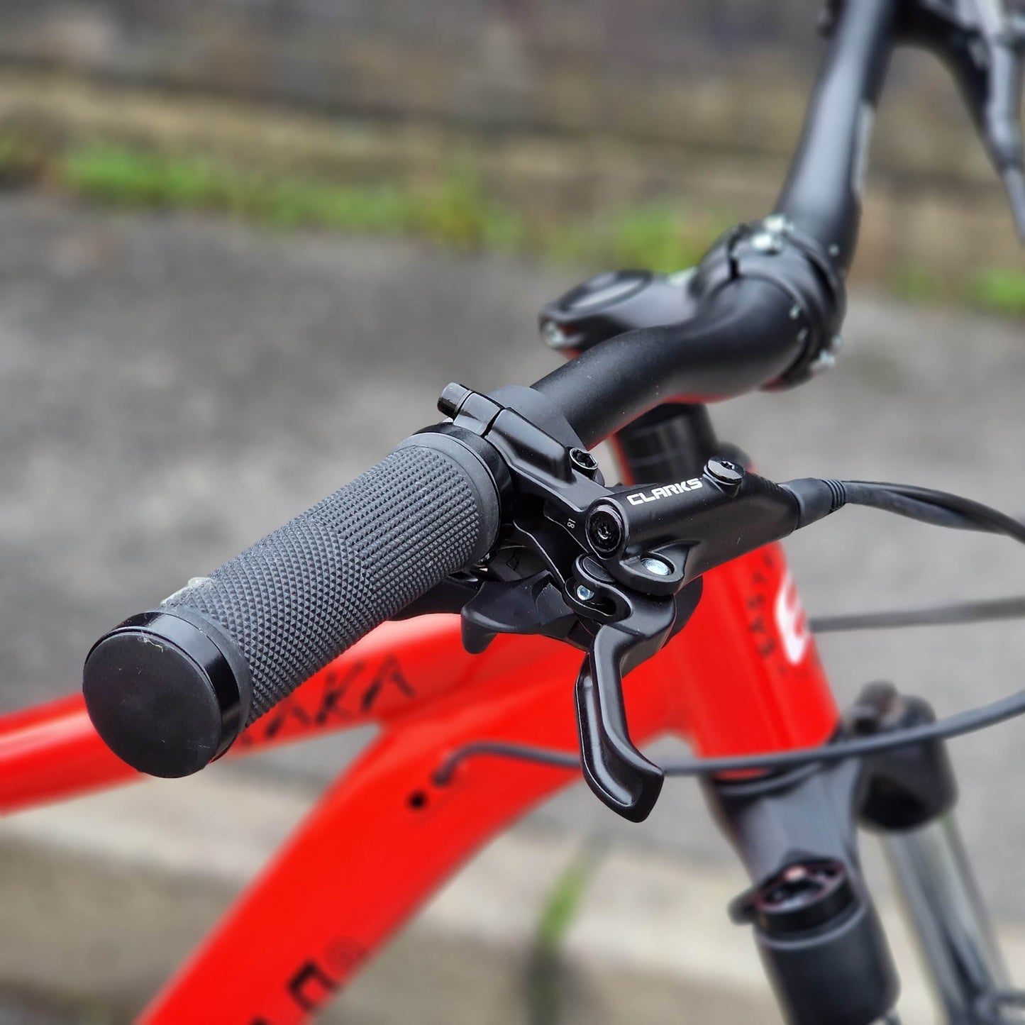 Eastern Bikes Bikes Eastern Bikes Alpaka 29 Inch Mountain Bike Red