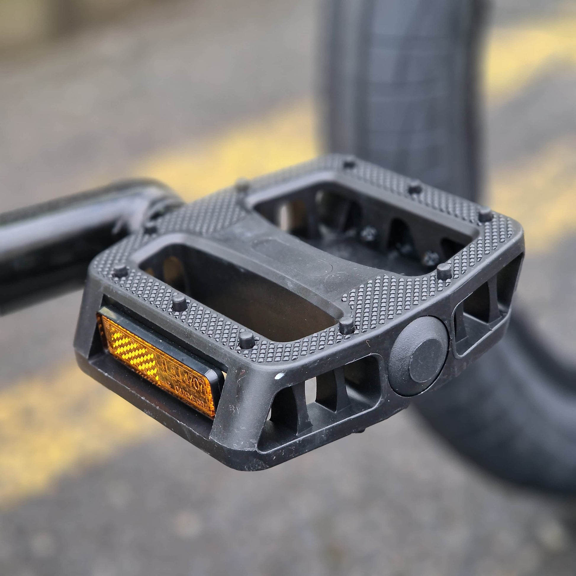 Eastern Bikes BMX Bikes Neon Yellow / 20.5 Eastern Bikes Javelin 20.5" TT Bike Neon Yellow