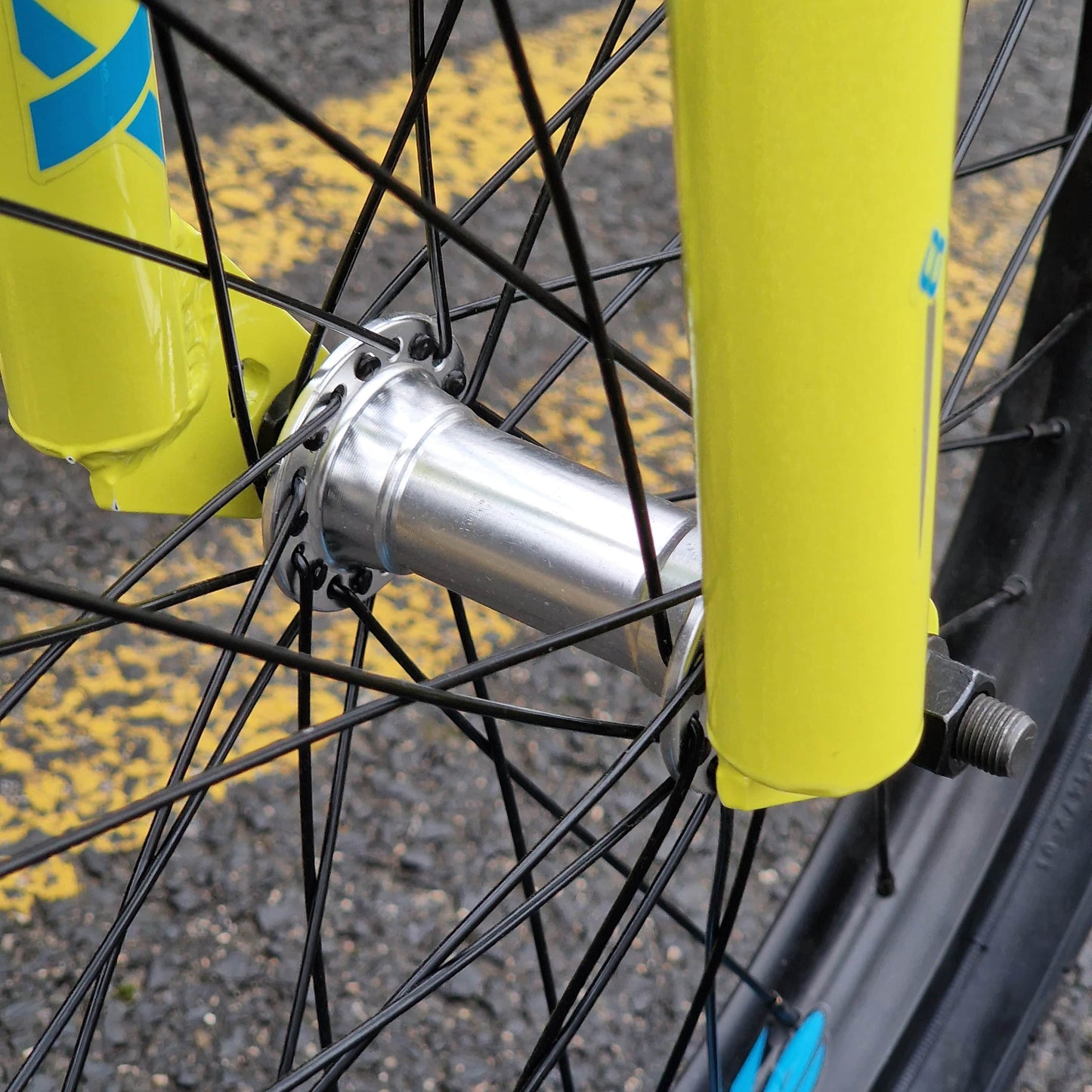 Eastern Bikes BMX Bikes Neon Yellow / 20.5 Eastern Bikes Javelin 20.5" TT Bike Neon Yellow