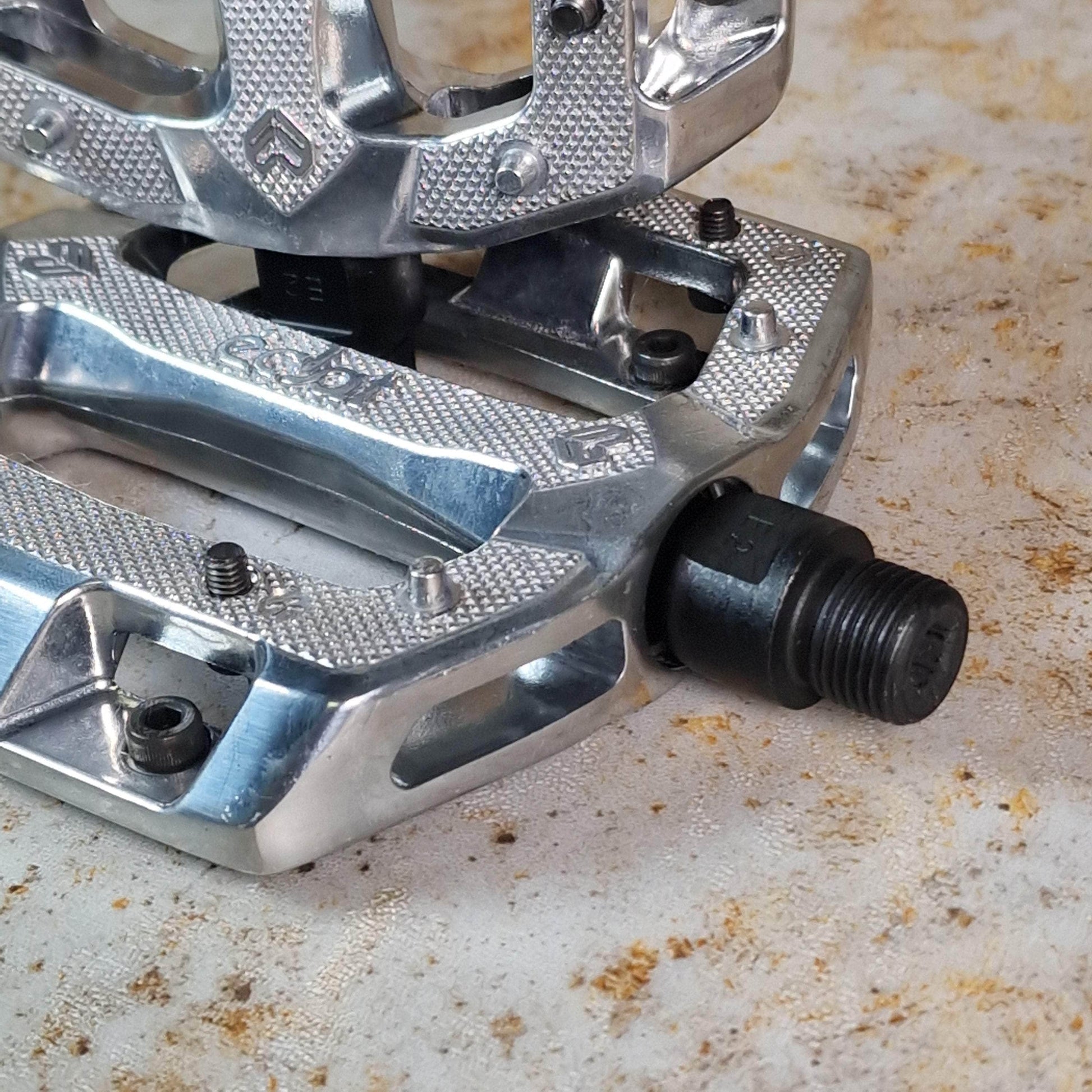 Eclat BMX Parts Eclat Slash Alloy Pedals