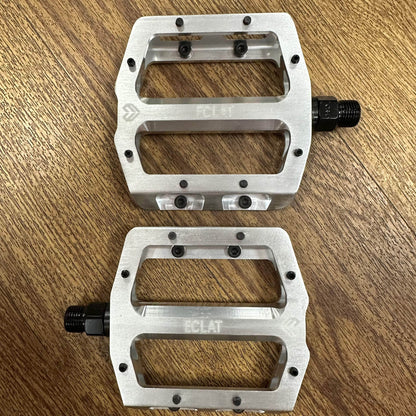 Eclat BMX Parts Eclat Surge Alloy CNC Sealed Pedals