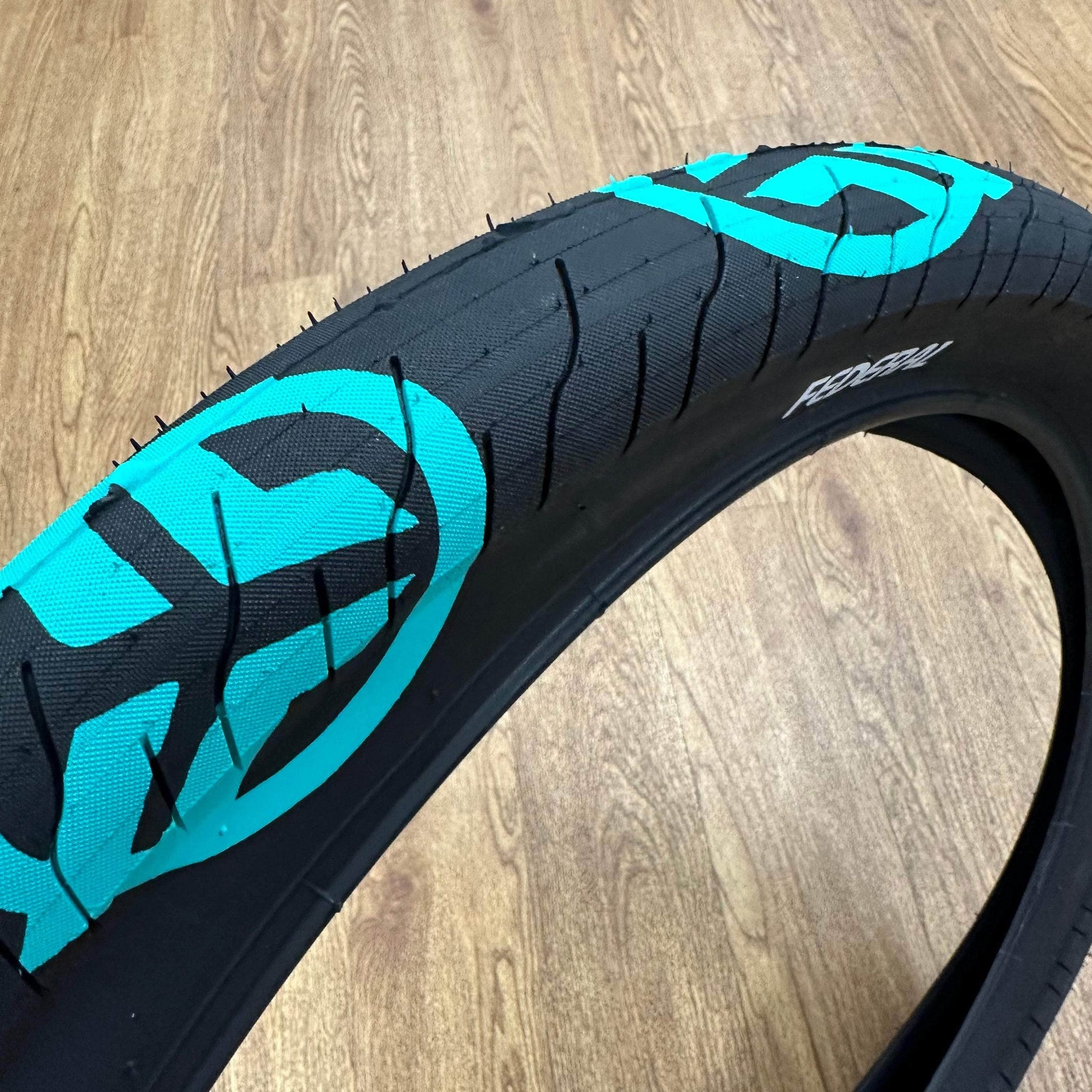 Federal BMX Parts 20 x 2.40 Federal Command LP 2.40" Tyre Black With Teal Logos