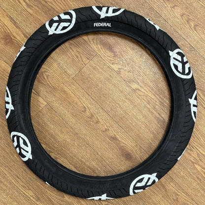 Federal BMX Parts Black / 20 x 2.40 Federal Command LP Tyre Black With White Logos