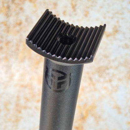 Federal BMX Parts Black / 320mm / 25.4mm Federal Pivotal Seatpost Black 320mm