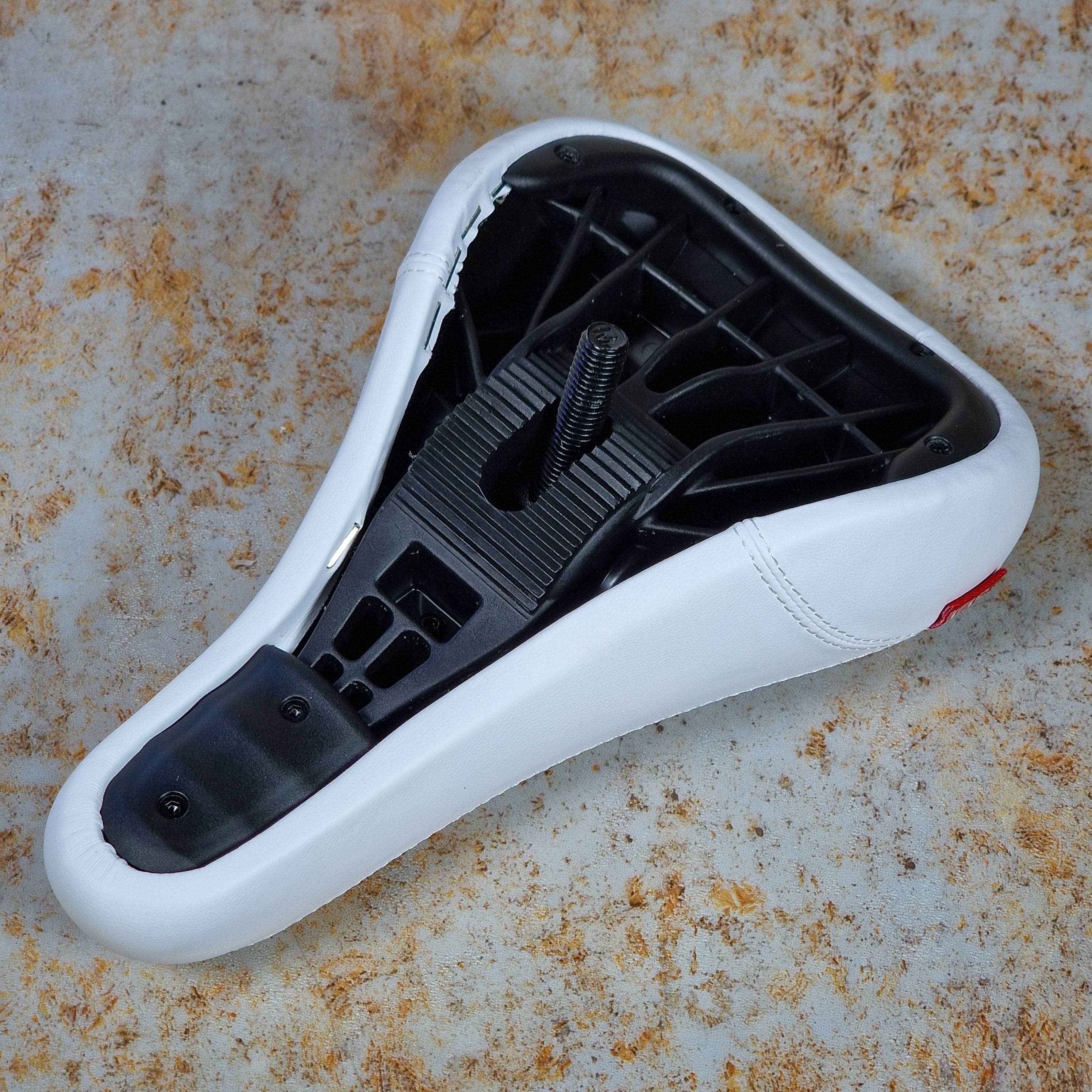 Fiend Mills Pivotal BMX Seat White | Alans BMX