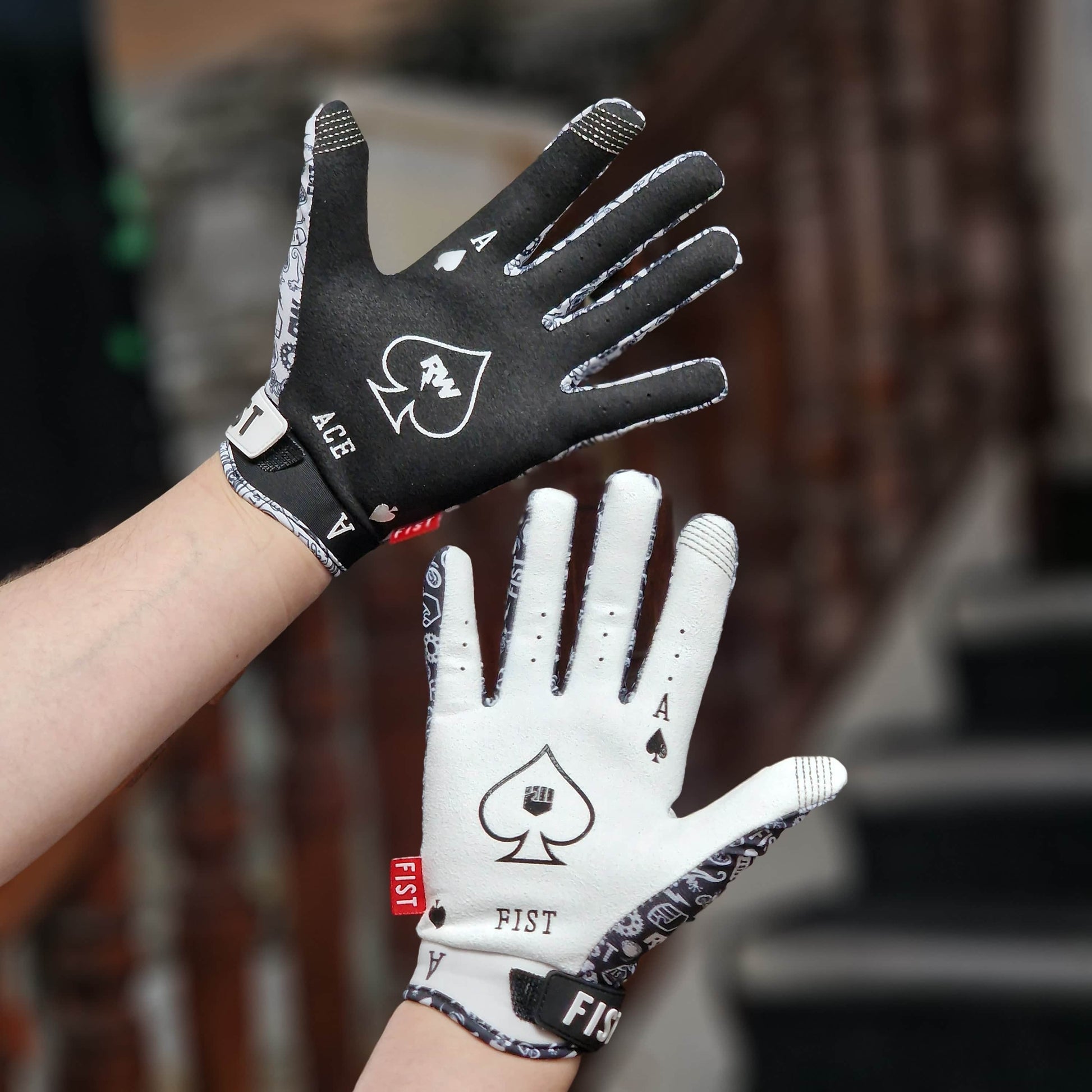 fist handschuhe bmx FIST Handwear Chapter 28 Gloves R-Willy Ace