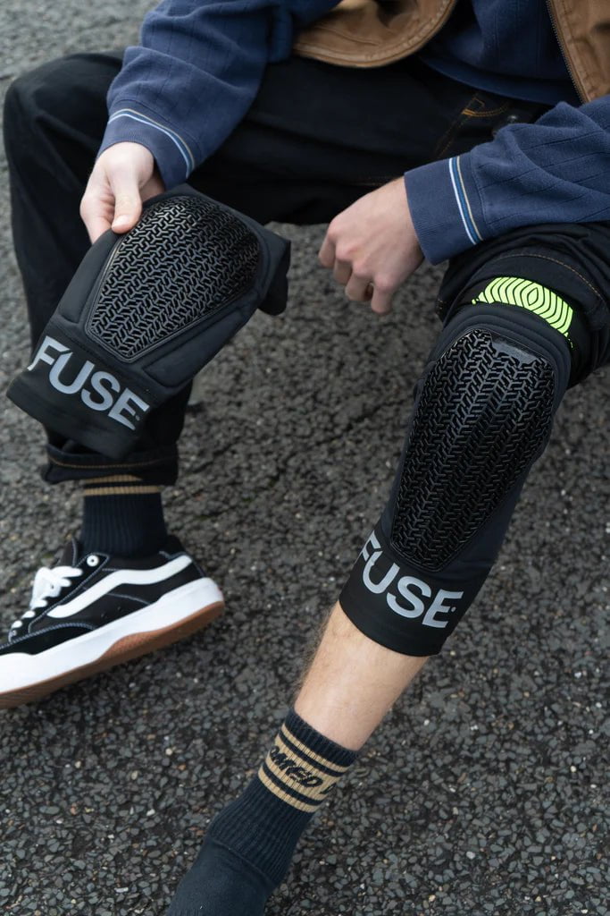 FUSE Protection Fuse Omega Pocket Knee Pads