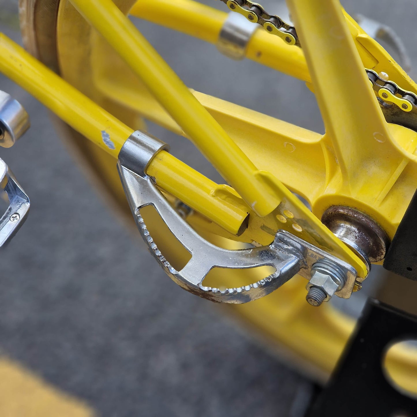 GT Old School BMX Bikes GT 1986 Pro Performer Bike Yellow / White Previously Owned