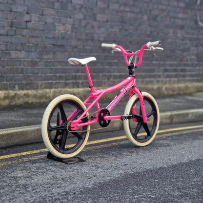 GT GT 1999 Performer Bike 80's Hot Pink