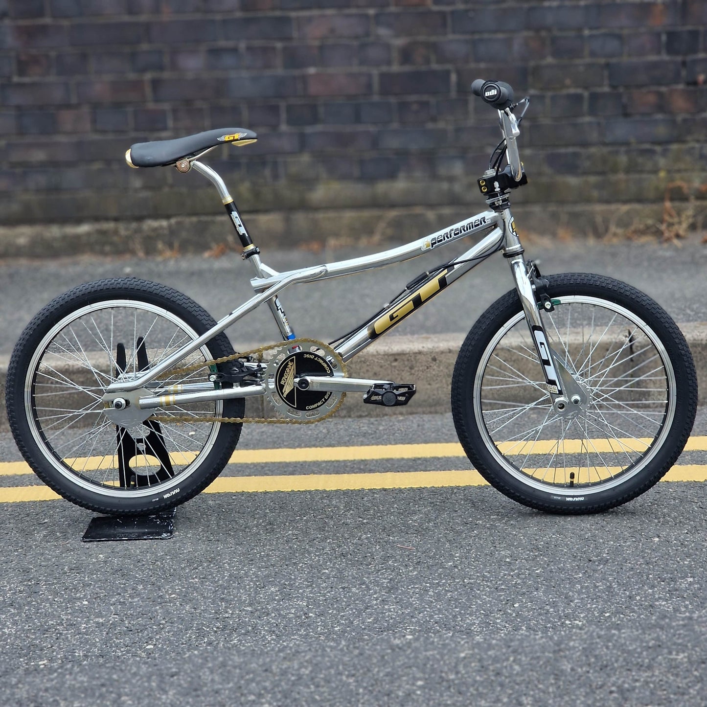 GT GT 1999 Performer Bike Chrome Previously Owned