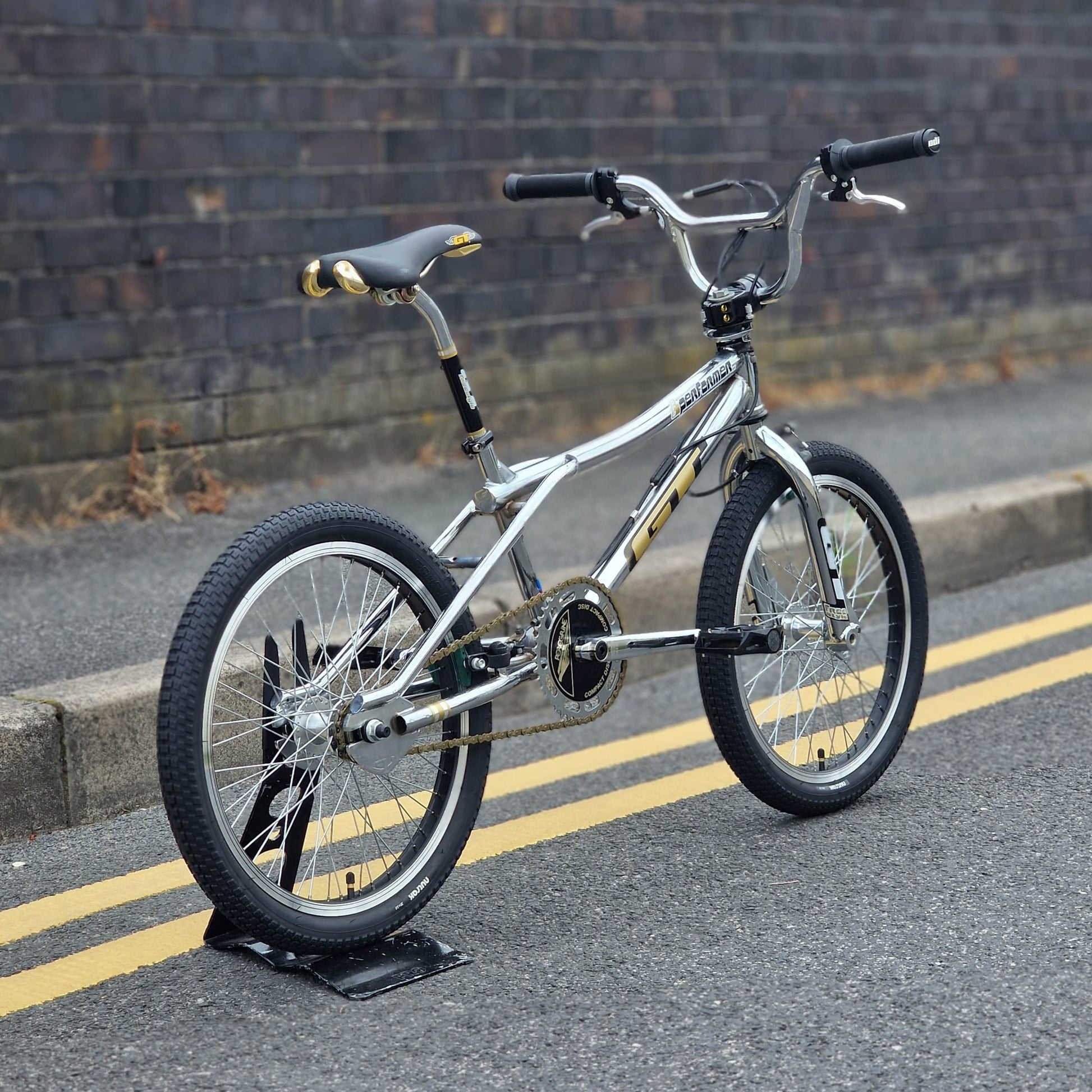 GT GT 1999 Performer Bike Chrome Previously Owned