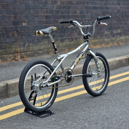 GT GT 1999 Performer Bike Chrome Previously Owned