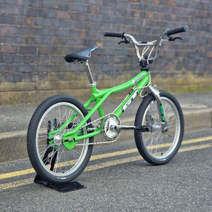 GT Green GT 2000 Performer Bike Green Previously Owned