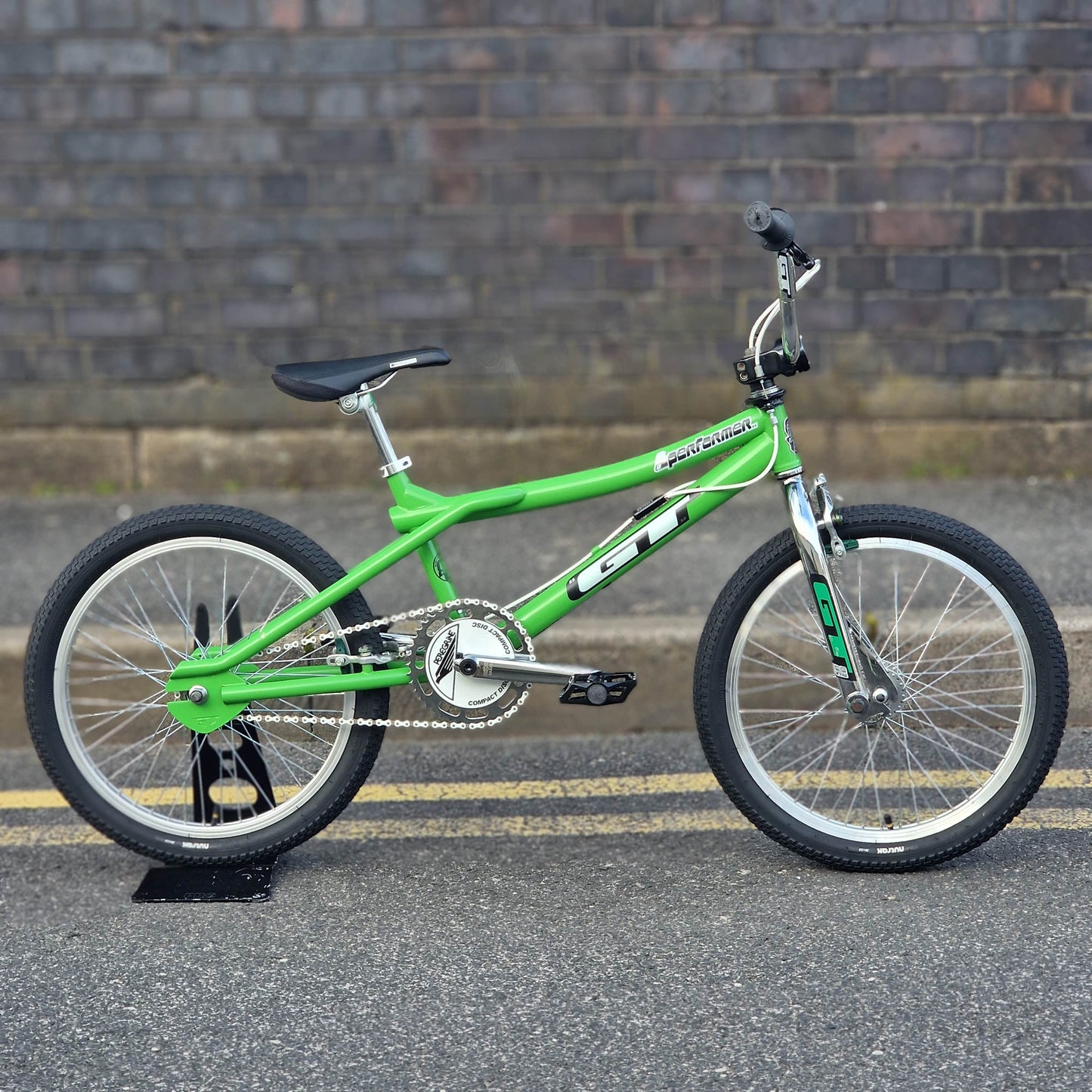 GT Green GT 2000 Performer Bike Green Previously Owned